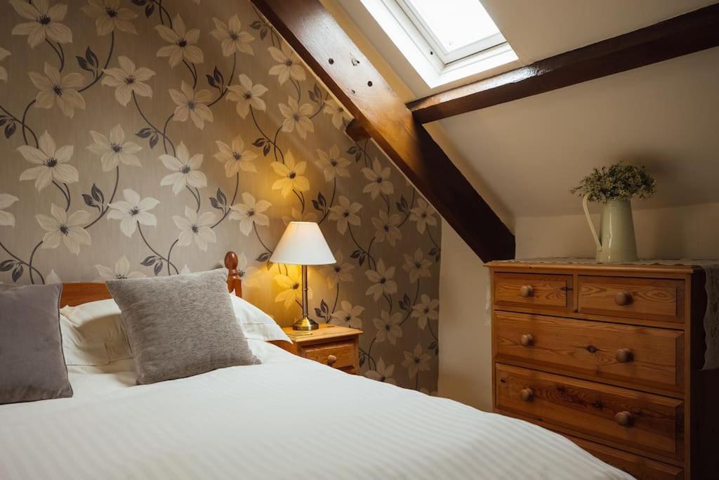 Dairy Cottage At Scolton Cottages - Indoor Pool Haverfordwest Buitenkant foto